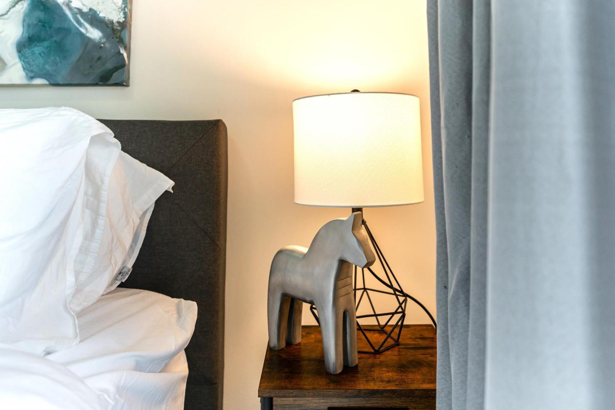 Globalstay Modern Downtown Apartment โตรอนโต ภายนอก รูปภาพ