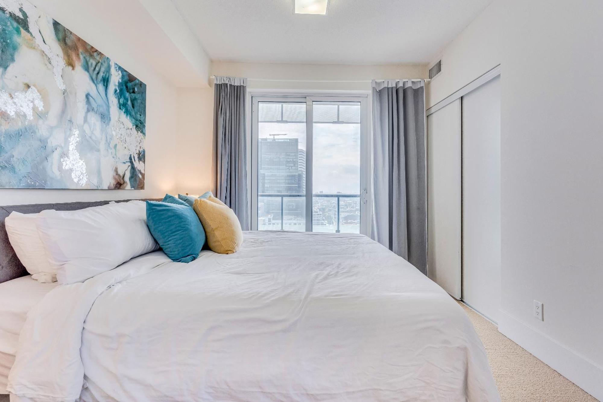 Globalstay Modern Downtown Apartment โตรอนโต ภายนอก รูปภาพ