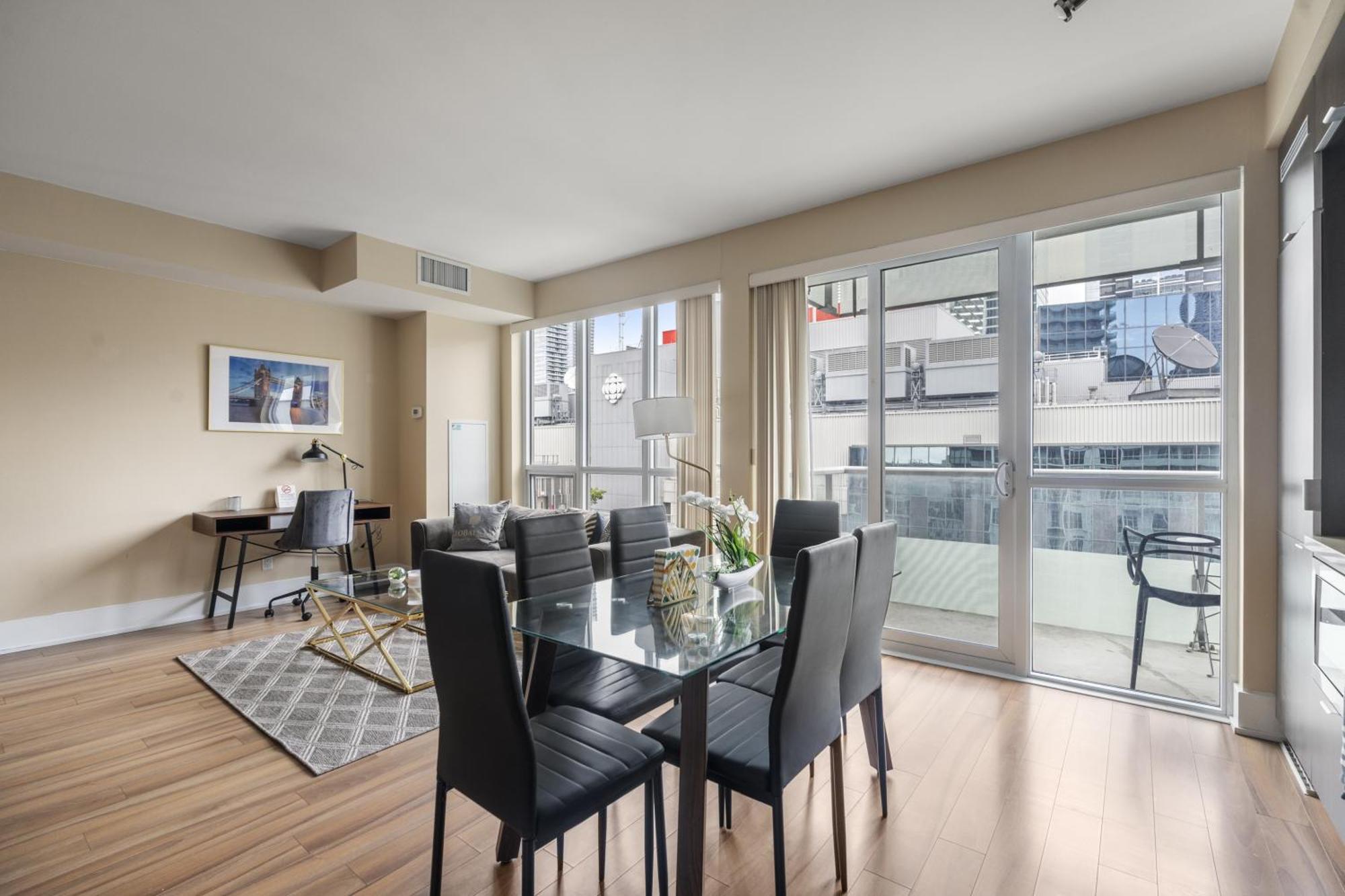 Globalstay Modern Downtown Apartment โตรอนโต ภายนอก รูปภาพ