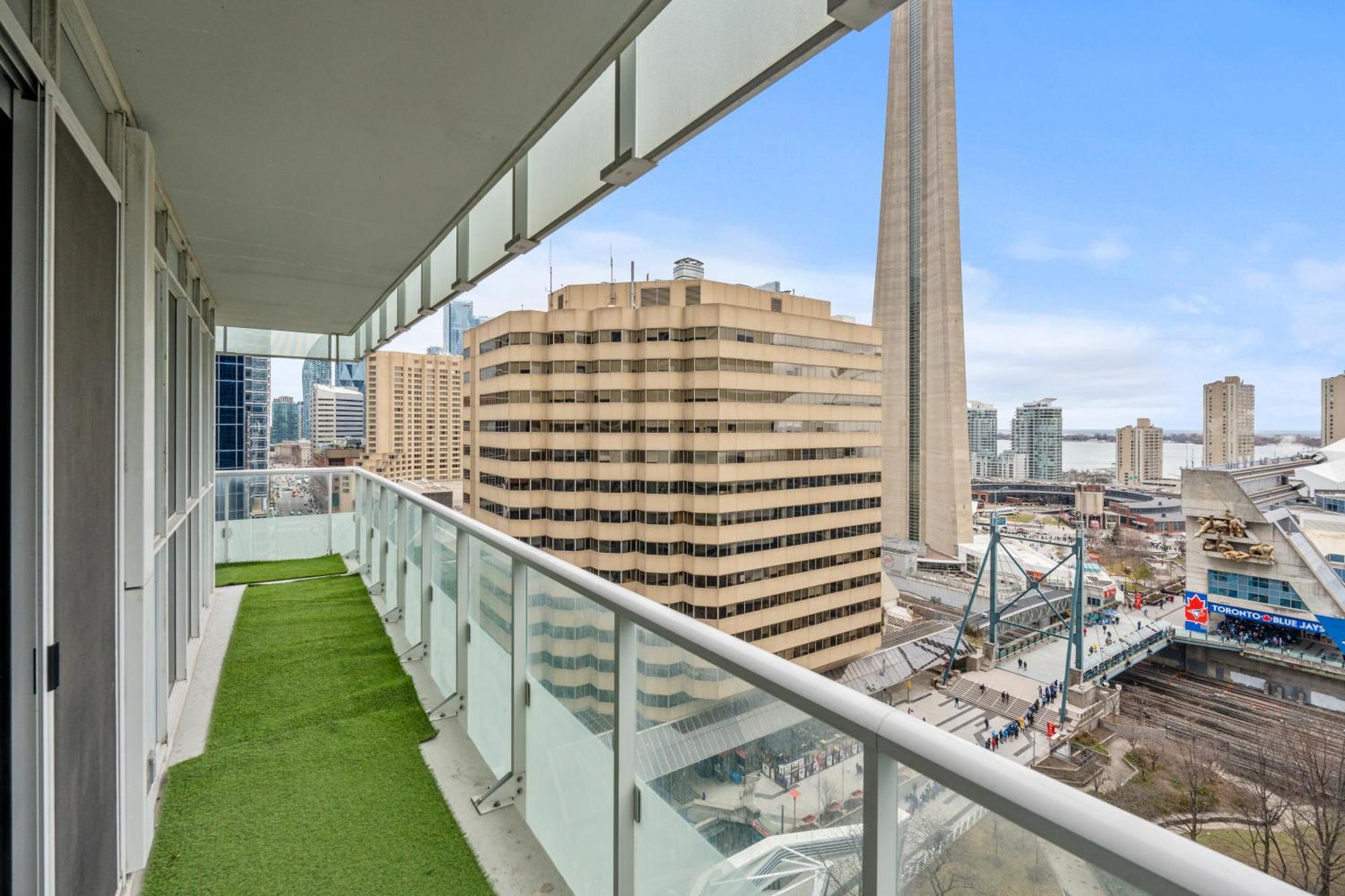 Globalstay Modern Downtown Apartment โตรอนโต ภายนอก รูปภาพ