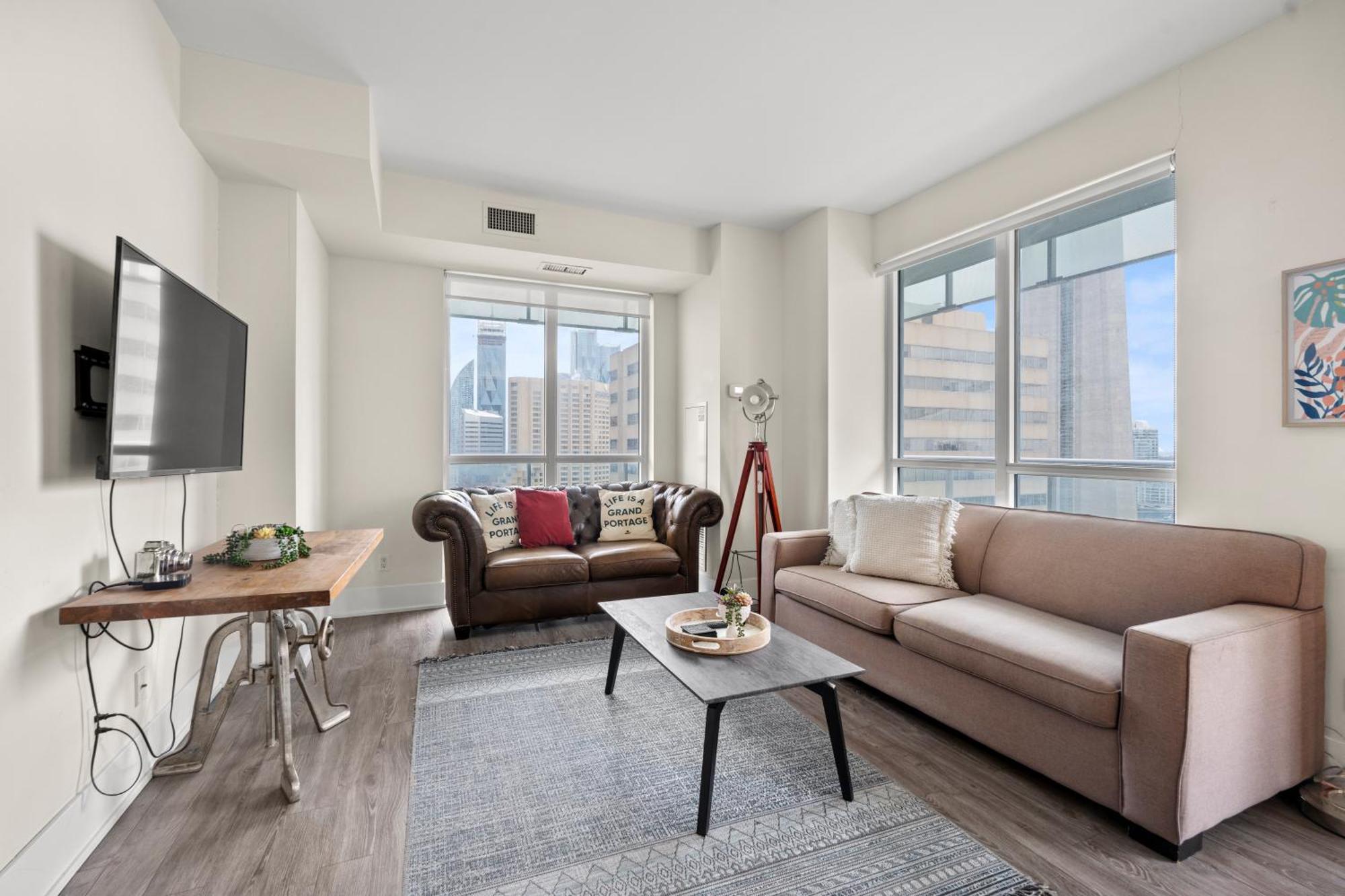 Globalstay Modern Downtown Apartment โตรอนโต ภายนอก รูปภาพ